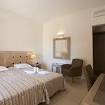 Alonissos And 4* Isomata
