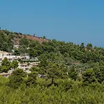 Alonissos And 4* Isomata