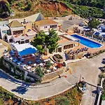 Alonissos And Resort Isomata