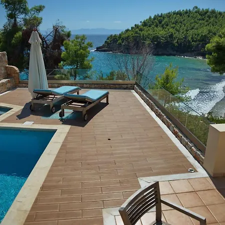 Alonissos And 4*