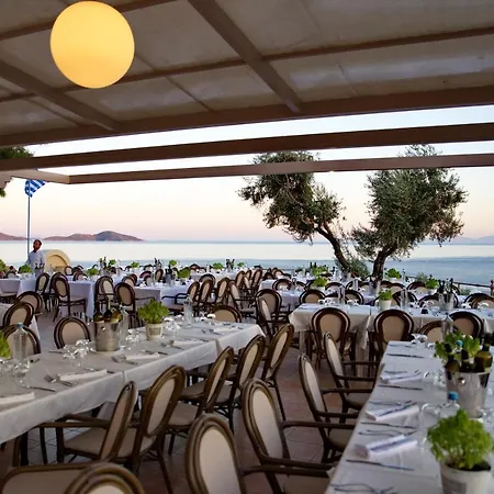 Semesteranläggning (resort) Alonissos And 4*