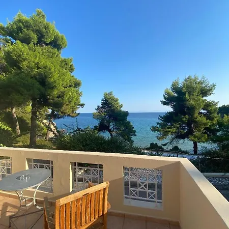 Alonissos And 4*