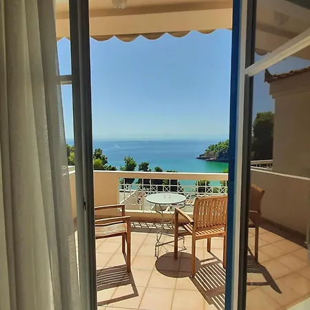 Alonissos And 4* Alónnisos