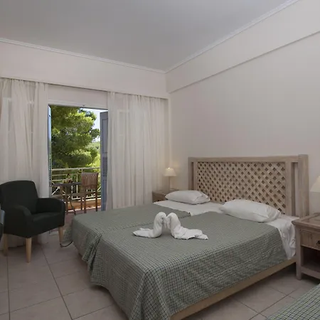 Semesteranläggning (resort) Alonissos And 4*