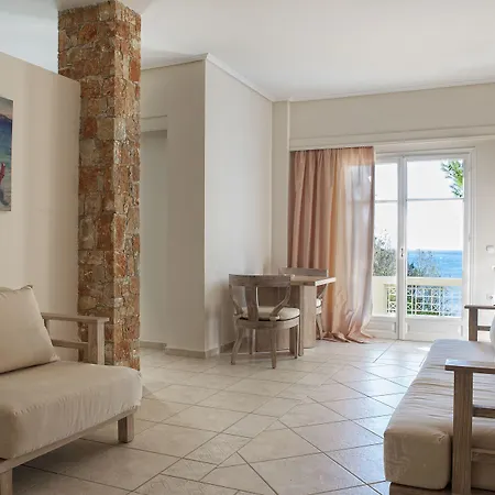 Alonissos And Station touristique Isomata