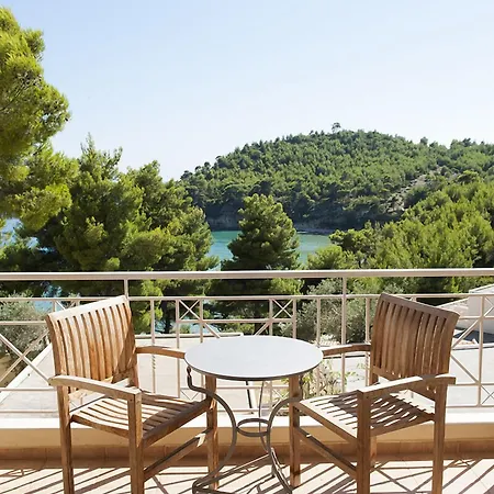Semesteranläggning (resort) Alonissos And 4*