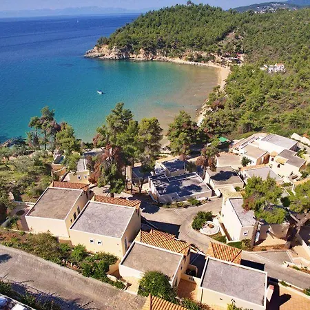 Alonissos And Semesteranläggning (resort) Isomata