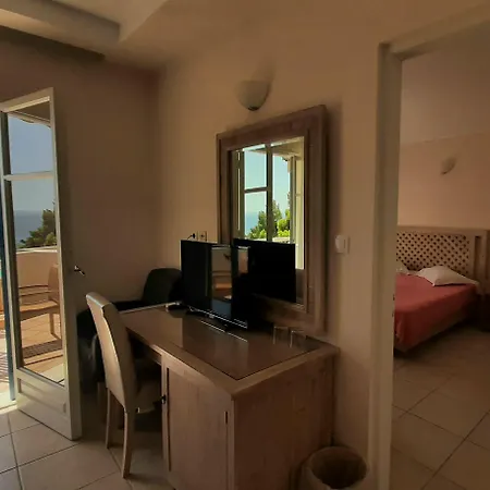 Alonissos And Isomata