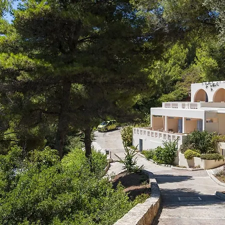 Alonissos And 4*