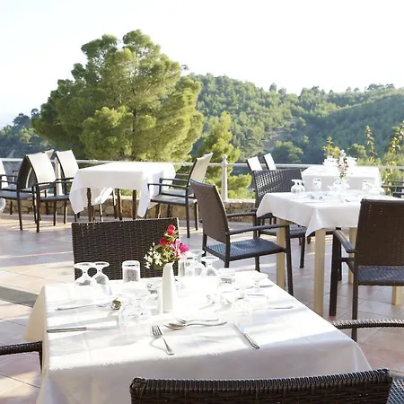 Semesteranläggning (resort) Alonissos And 4*