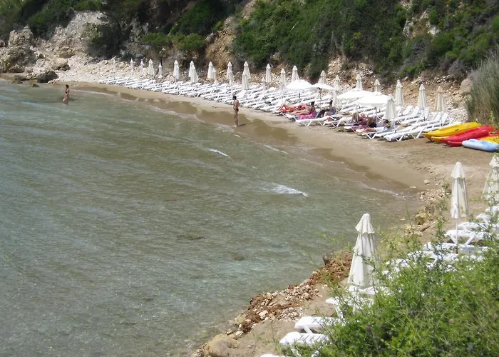 Alonissos And Θέρετρο